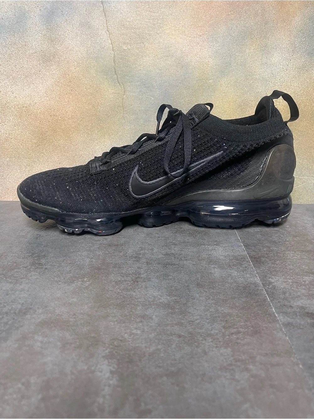 Nike Air VaporMax 2021 Men’s Triple Black Sneakers Size 10.5